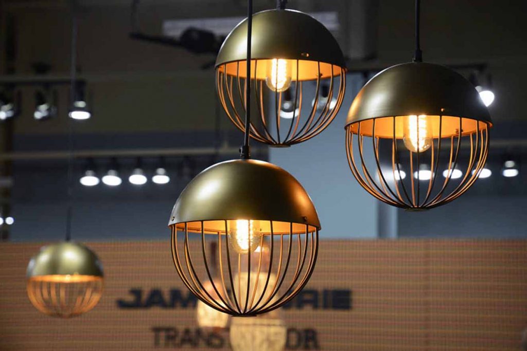 Exhibición de lámparas en Las Vegas Market. Fotografía: cortesía LVM.