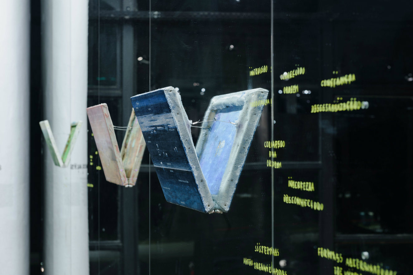 Incerteza Viva MAMBO