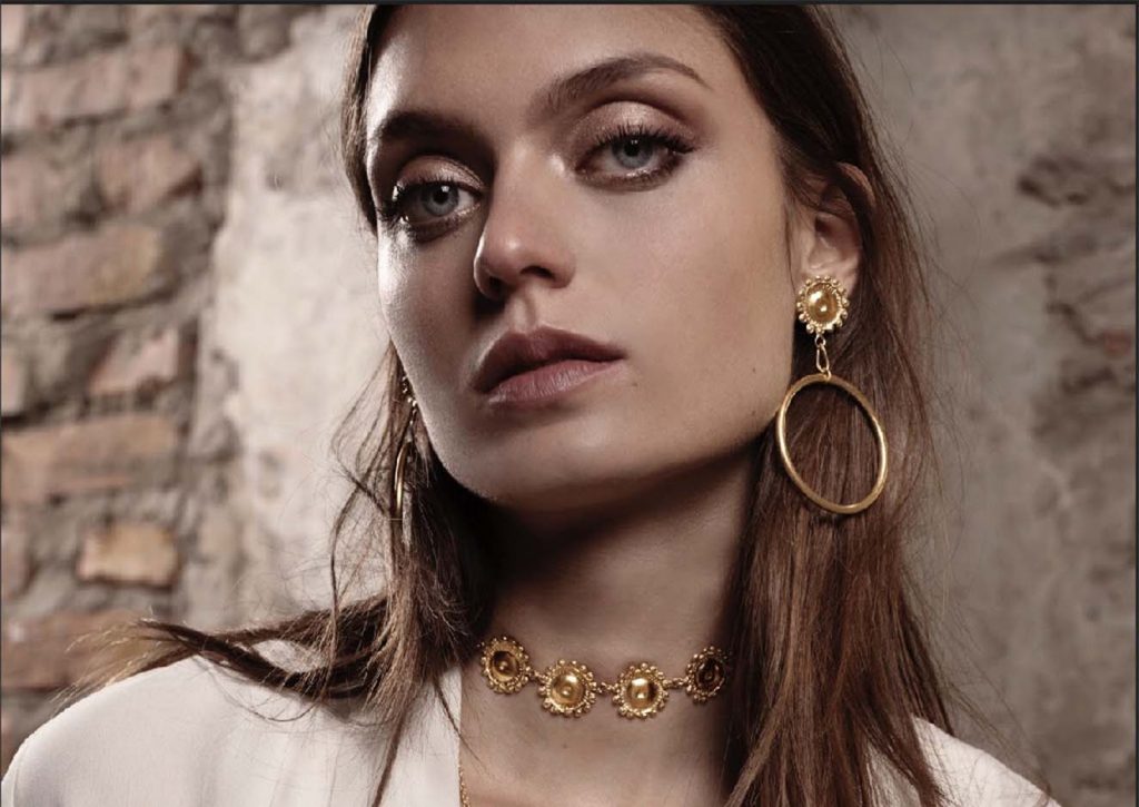 Diseño de Juanita Gil para Joyería Cano Colección NOMAD. Fotografía: Daniela Benedetti, cortesía Joyería Cano.