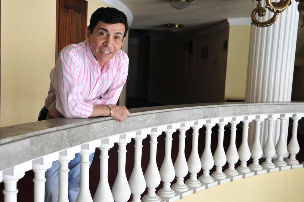 La Zarzuela como "todo arte está dirigida a todas las edades, no tiene estatus social, lo importante es la sensibilidad del individuo", señala el Maestro Jaime Manzur. Fotografía: cortesía.