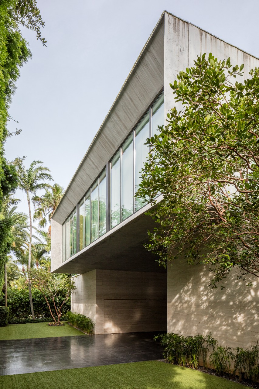 Fachada lateral Modernismo Subtropical